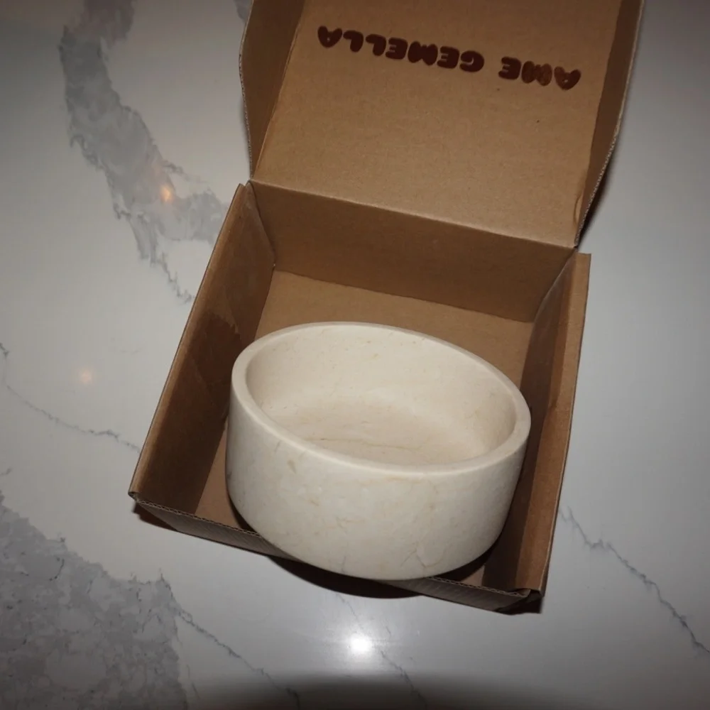 ame gemella marble pet bowl (small to medium size pets)